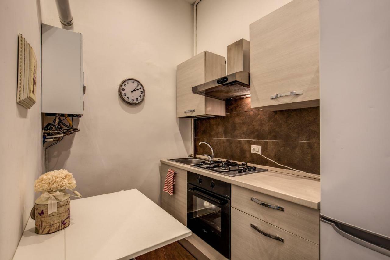 Guest House O Affittacamere La Civetta Di Trastevere B Rom Exterior foto